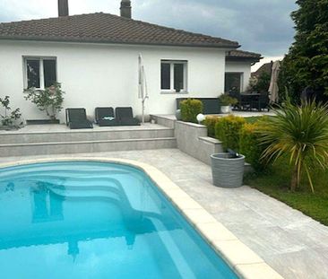 Beautiful Detached Villa in Penthalaz / 5 CHB / 2 SDB / Terrace / Pool - Foto 4