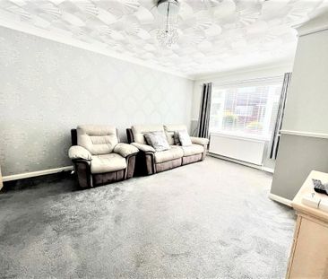 Redhoave Road, Canford Heath, Poole - Photo 3