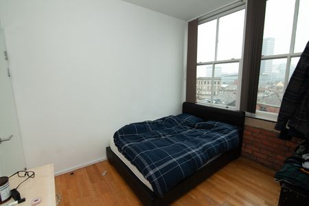 2 Bed Flat, Church Street, M4 - Photo 5