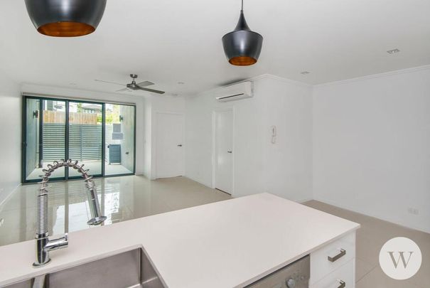 6/7 Durham Street, Coorparoo - Photo 1