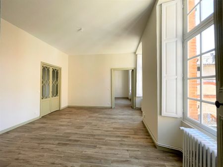 Location Appartement 3 pièces 78m² - Photo 2