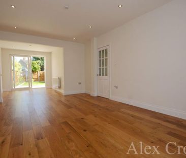 3 bedroom semi-detached house to rent - Photo 2