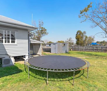 Charming Family Home in a Convenient Leichhardt Location - Photo 1