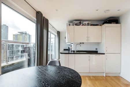 1 bedroom flat to rent - Photo 3