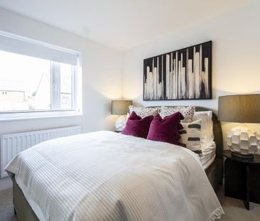 4 bedroom detached house to rent - Photo 2