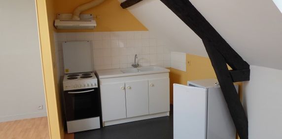 Location Appartement 2 pièces 34m² CHATEAUBRIANT 44110 - Photo 2