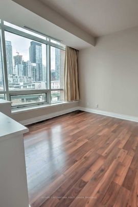 For Lease - 500 Queens Quay Unit# 610W, Toronto, Ontario - Photo 1