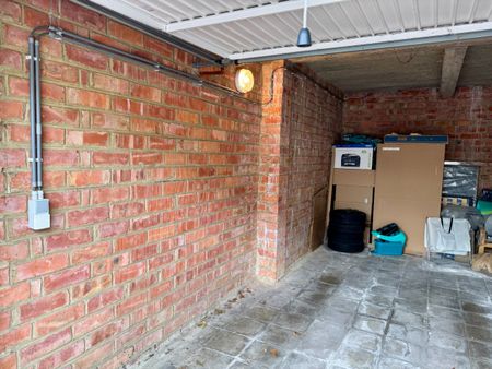Lichtrijk appartement met garage en tuin in Hoeilaart - Photo 4