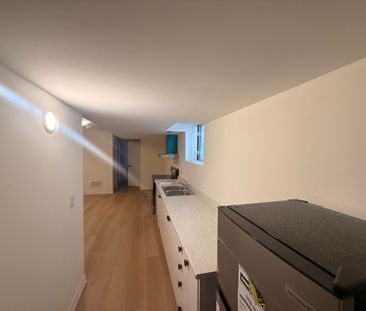 For Lease - 94 Cadillac Crescent, Brampton, Ontario - Photo 4