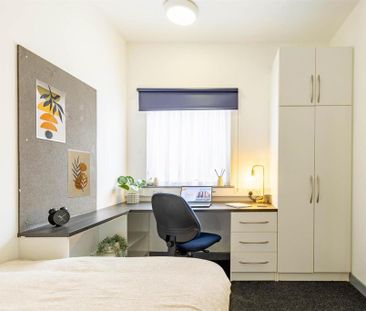 Studio to rent - Photo 5