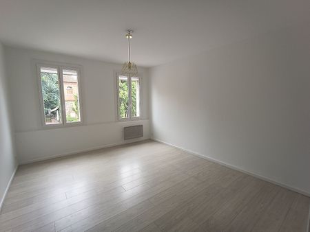 Apartment - Photo 2