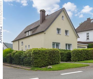 Bielefeld Sieker-Schweiz: Großzügige 2 Zimmer-Wohnung am Hang des T... - Photo 1