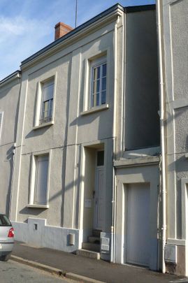 Location maison 6 pièces 139 m² à Angers (49000) - Photo 1