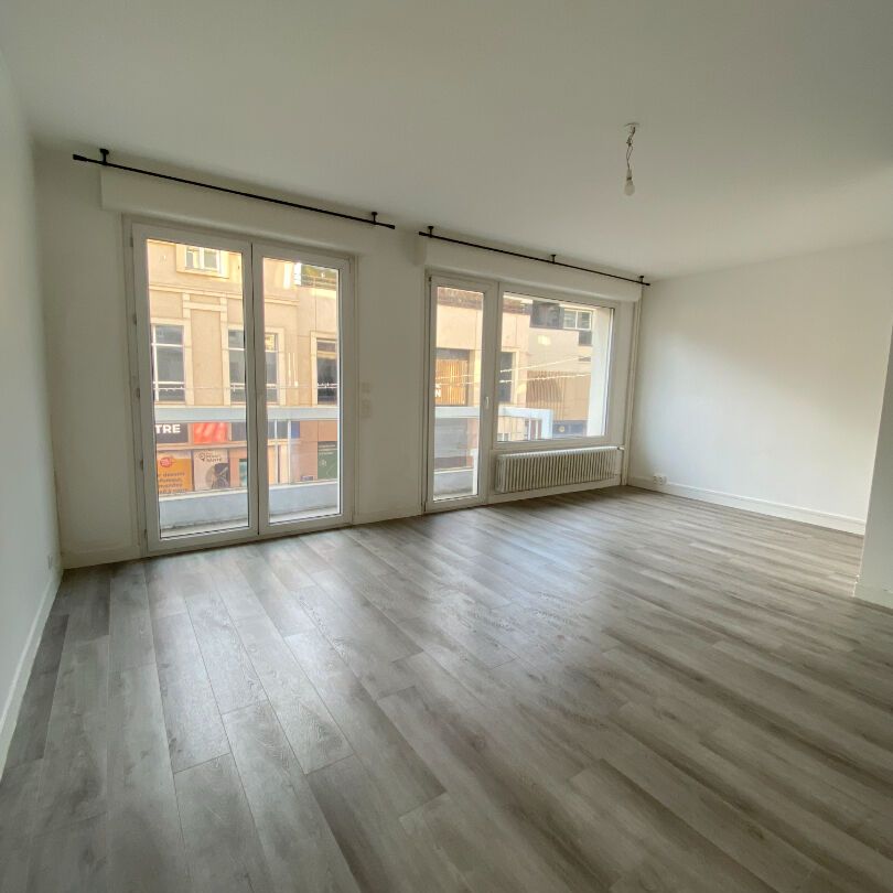 Location Appartement 3 pièces 77m² - Photo 1