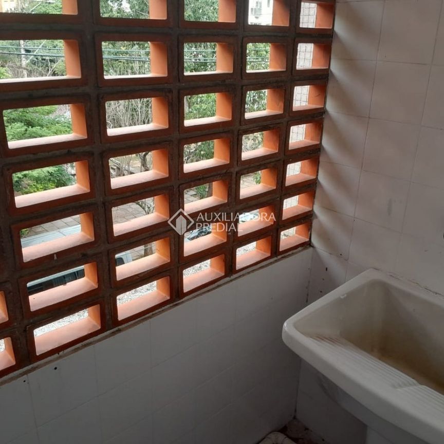 Apartamento com 2 quartos e 55m² para alugar em Praia de Belas, Porto Alegre. - Photo 1