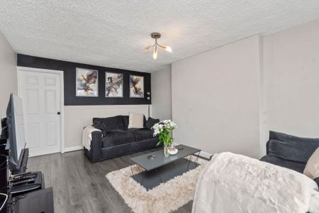 Roeburn Way, Warrington - Photo 3