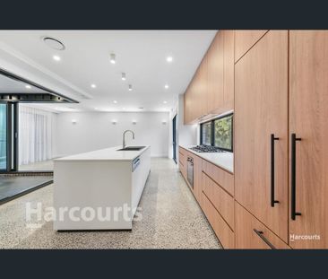 13 Brickworks Avenue, Thirroul, NSW 2515 - Photo 1