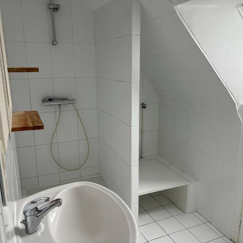 Location Appartement 4 pièces 63m² QUIBERON 56170 - Photo 1