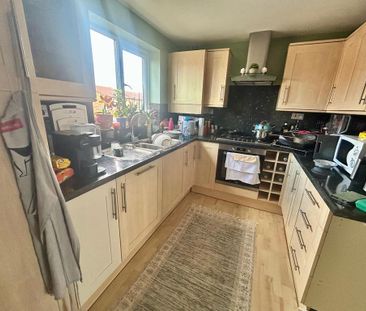 3 bedroom terraced house to rent - Photo 6