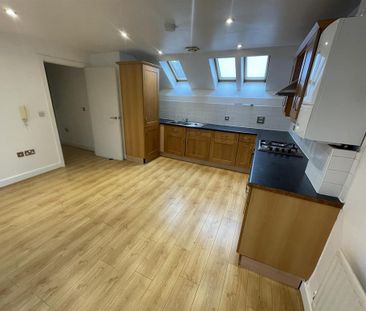 2 bedroom apartment to rent - Photo 2