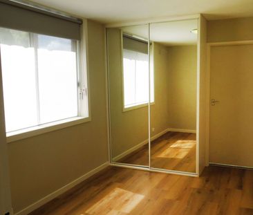 Riverside Magic with updated style - Photo 2