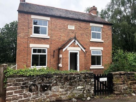 2 bedroom detached house to rent - Photo 5