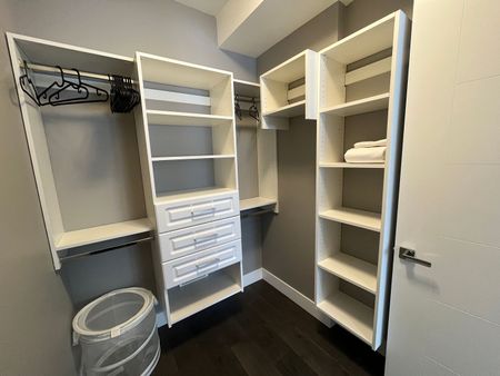 FURNISHED 4 Bed/3.5 Home in Black Mountain - Photo 5