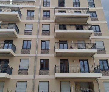 Traum-Familienwohnung an der Elbe im Erstbezug! Eigener Garten, gro... - Photo 1