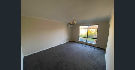 Easy Living in Dianella - Photo 4