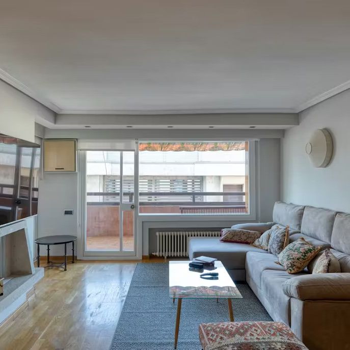 Calle Hilarión Eslava, Madrid, Community of Madrid 28015 - Foto 1