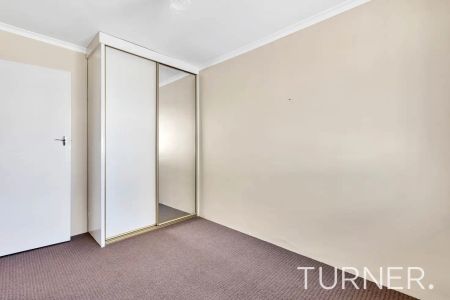 “Stylishly Renovated, Fantastic Convenient Location, Private Yard, dishwasher and more..” - Photo 4