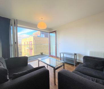 2 bedroom apartment - Photo 2