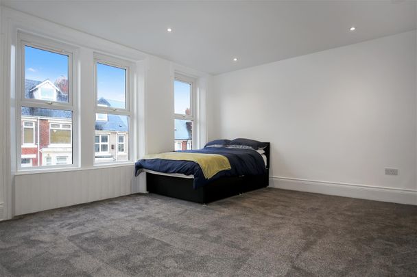 Room 3, 4, Telford Street, Gateshead, NE8 4TT - Photo 1