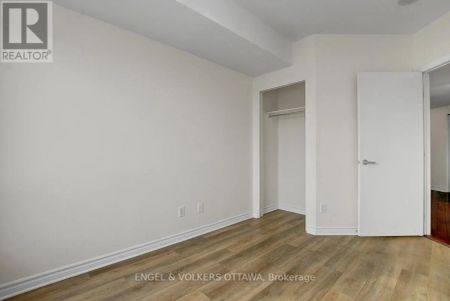 1008 - 234 RIDEAU STREET - Photo 4