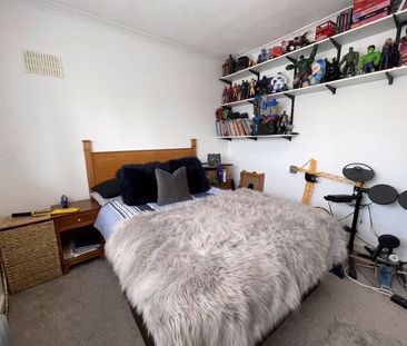 4 bedroom house to rent - Photo 1