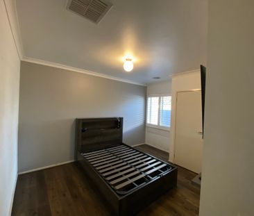 Caroline Springs - Photo 6