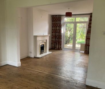3 bedroom semi-detached house to rent - Photo 5