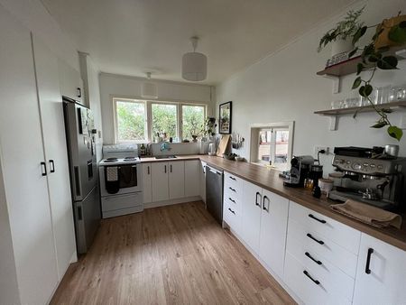 Cosy 2BR Home in Greerton - Photo 5