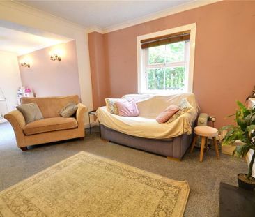 2 bedroom semi-detached house to rent - Photo 3