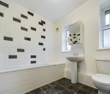 The Highway, Brighton - Photo 6