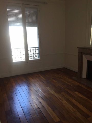 Location Appartement 4 pièces 96m² PARIS 15ème - Photo 3