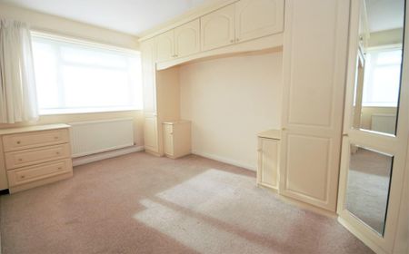 2 bedroom maisonette to rent - Photo 4