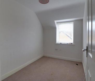 4 bedroom terraced house to rent - Photo 5