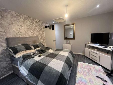 Parish View, Salford, M5 - Photo 2