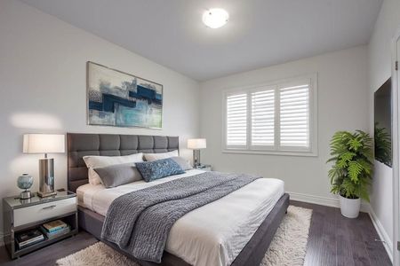 For Lease - 134 Zachary Crescent, Oakville, Ontario - Photo 2