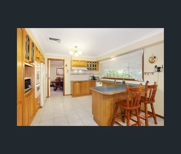 LOVELY HOME IN QUIET STREET! - Photo 1