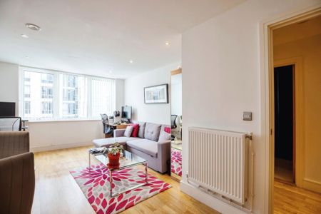 1 bedroom flat to rent - Photo 2