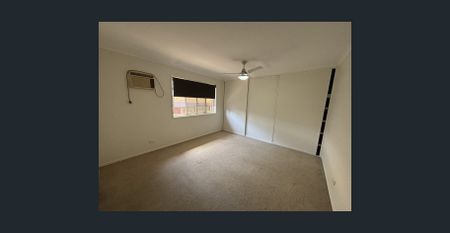 Lots of Living Space! - Photo 5