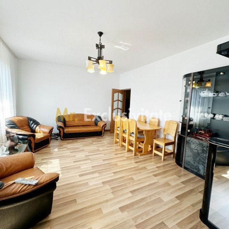 Inchiriere Casa 3 camere + curte generoasa 500 mp - Photo 1