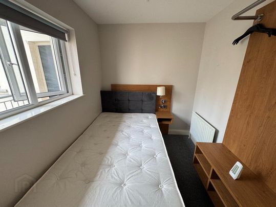 910 College Court Central, 56 King Street, Belfast, BT1 6BZ - Photo 1